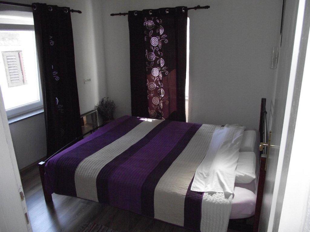 Apartments Dobrinj Phòng bức ảnh