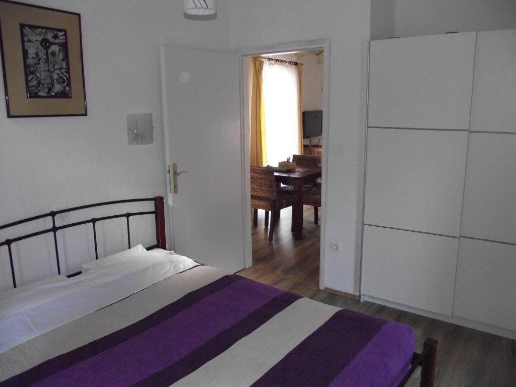 Apartments Dobrinj Ngoại thất bức ảnh
